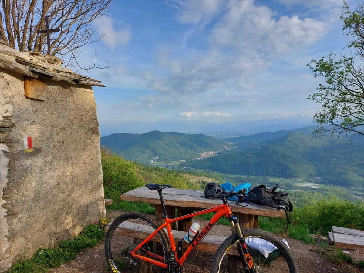 Due Camere E Una Bici Venasca Εξωτερικό φωτογραφία