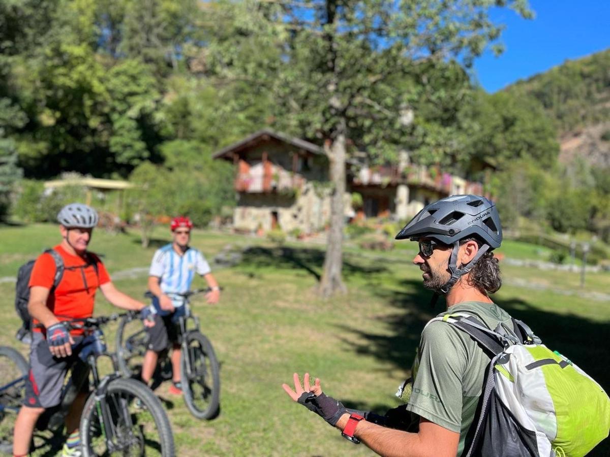 Due Camere E Una Bici Venasca Εξωτερικό φωτογραφία